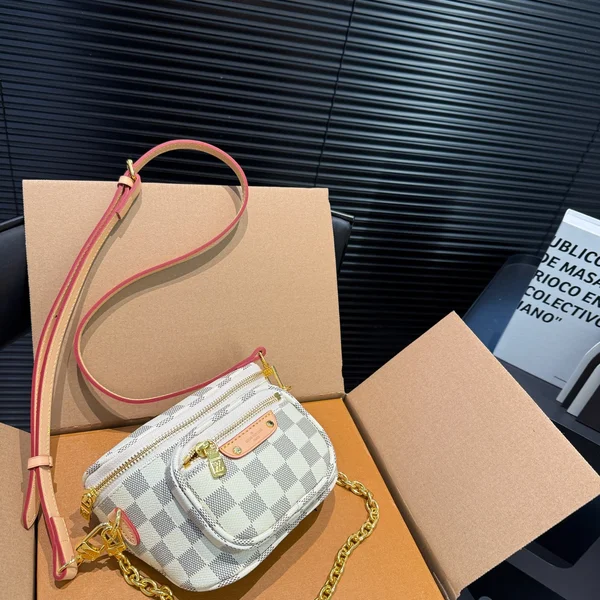 Louis Vuitton ルイ・ヴィトン ミニバンブッグ