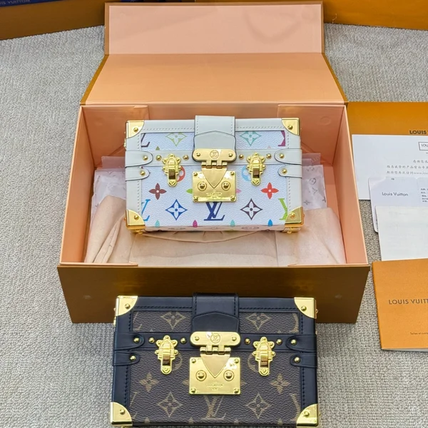LOUIS VUITTON ルイ・ヴィトン プティットマル