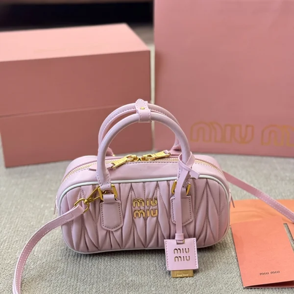MIU MIU ミュウミュウ アルカディエ