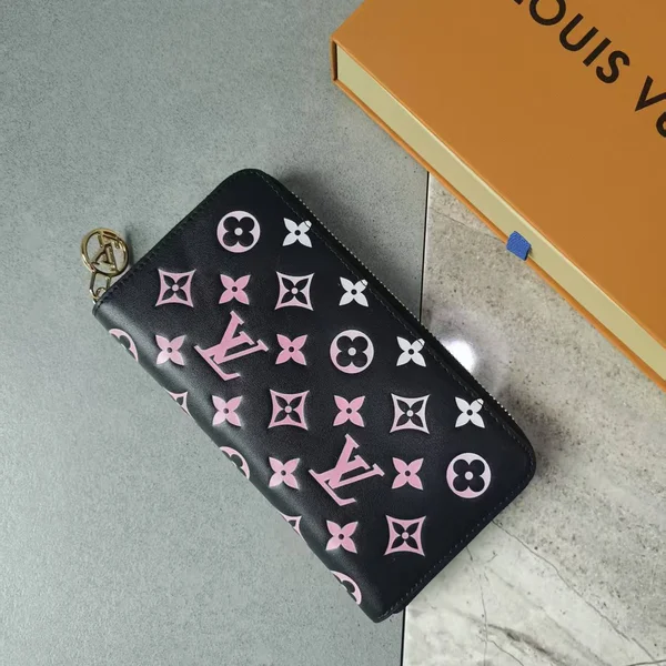 Louis Vuitton ルイ・ヴィトン ジッピーウォレット