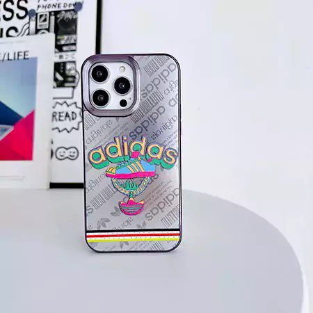 アディダス サイドカーボン iPhone 17/17 pro ケース
