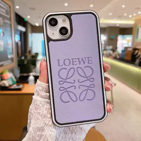 エンボスロゴ ロエベ iPhone 17 ケース