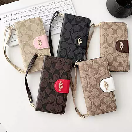 コーチ 手帳型 iPhone 17 ケース