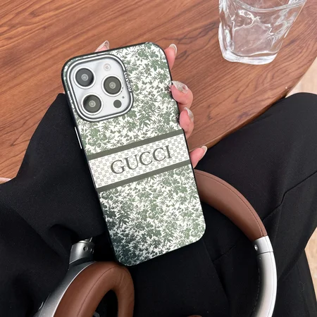 グッチ iPhone 16/16 Pro/16 Pro Max ケース