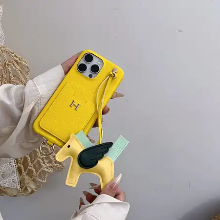 エルメス マルチカラー カードポケット＆ポニーチャーム iPhone 16/16 Pro/16 Pro Max ケース