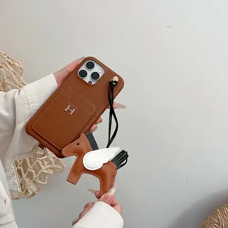 エルメス マルチカラー カードポケット＆ポニーチャーム iPhone 16/16 Pro/16 Pro Max ケース
