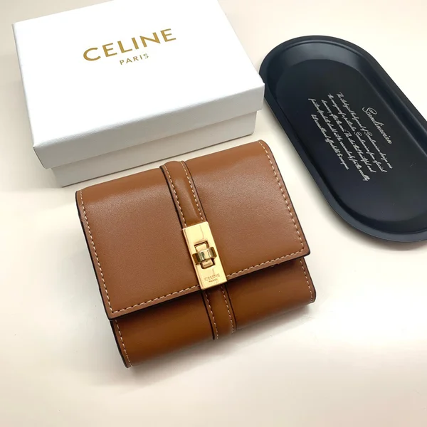 Celine コンパクトウォレット