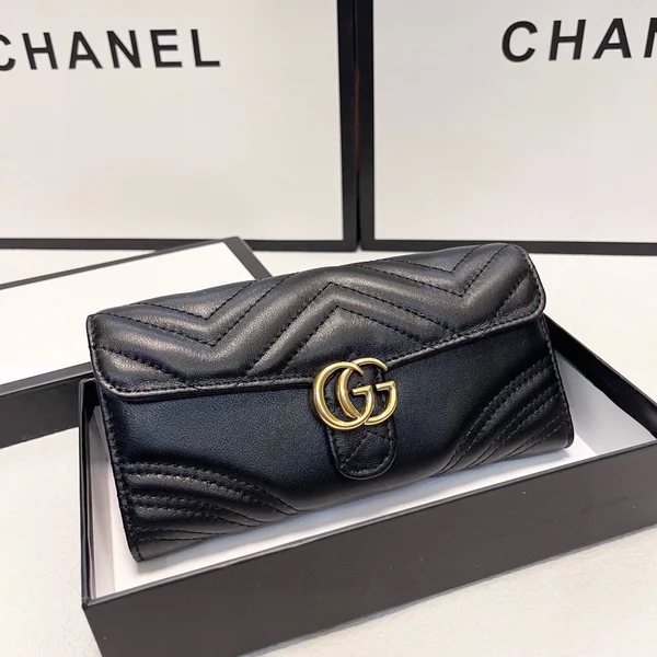 Gucci ロングウォレット
