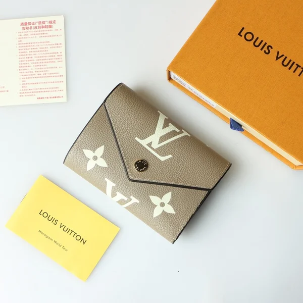 Louis Vuitton ヴィクトリン, Louis Vuitton 二つ折り財布