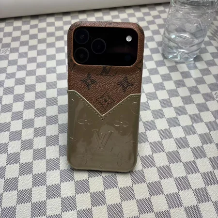 ルイ・ヴィトン 光沢レザー iPhone 17ケース
