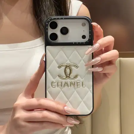 シャネルiphone17proケース マトラッセ風