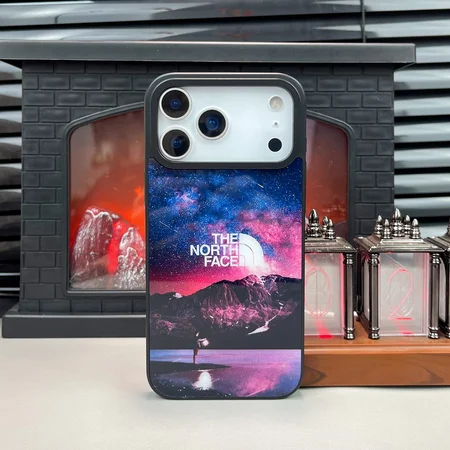the north face iphone17ケース 雪山 写真