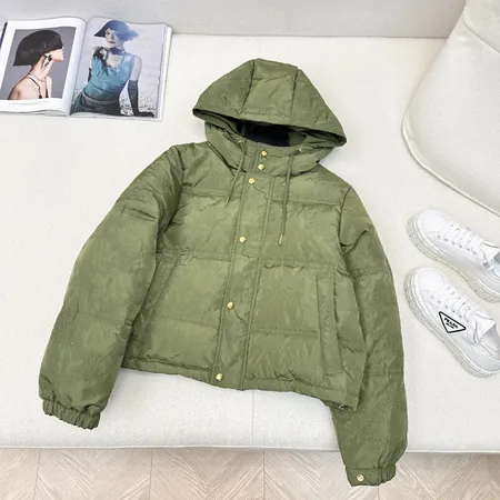 セレン celine ダウン ジャケット コピー激安通販