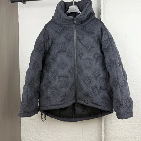 ルイヴィトン louis-vuittton ダウン ジャケット コピー全品送料無料
