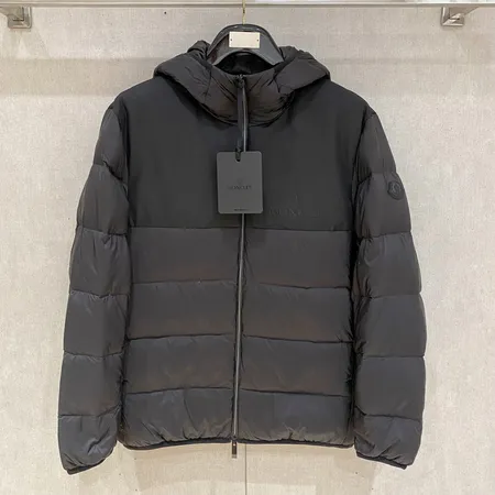 モンクレール moncler ダウン ジャケット 偽物N級品激安