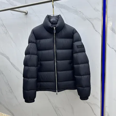 ディオール dior ダウン ジャケット コピー激安通販
