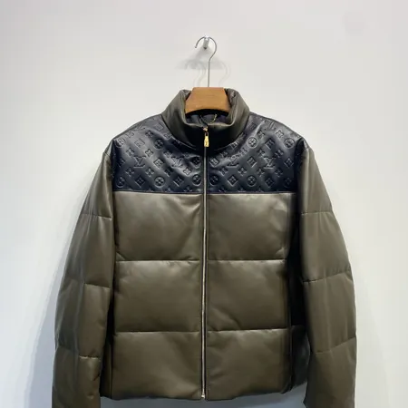 ルイヴィトン louis-vuittton ダウン ジャケット 偽物激安通販