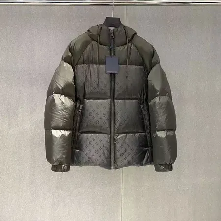 ルイヴィトン louis-vuittton ダウン ジャケット 偽物N級品激安