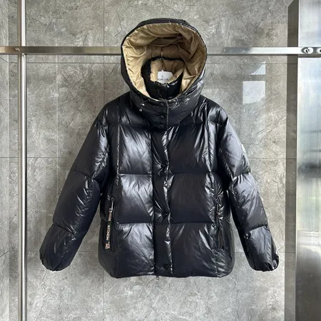モンクレール moncler ダウン ジャケット 偽物N級品激安