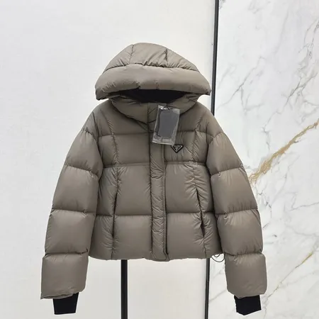 プラダ prada ダウン ジャケット 偽物全品送料無料
