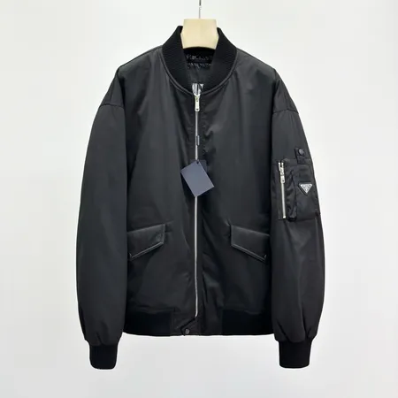 プラダ prada ダウン ジャケット コピーN級品激安