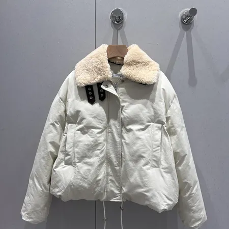 ロエベ loewe ダウン ジャケット 偽物激安通販