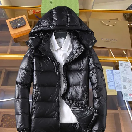 プラダ prada ダウン ジャケット 偽物激安通販