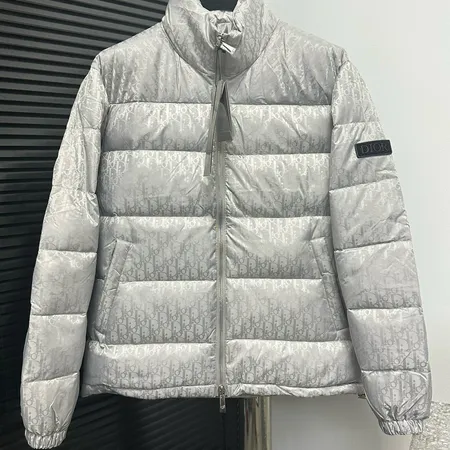 ディオール dior ダウン ジャケット スーパーピーN級品激安
