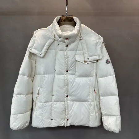 モンクレール moncler ダウン ジャケット 偽物激安通販