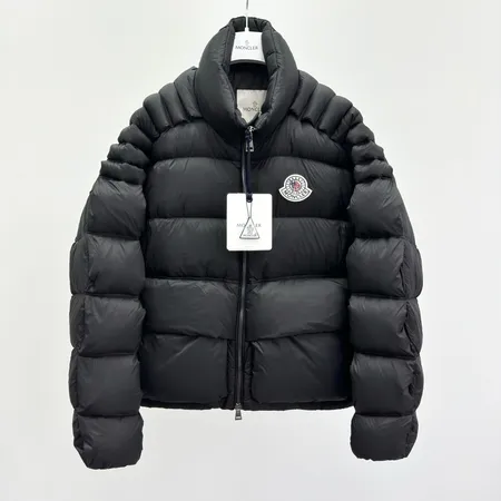 モンクレール moncler ダウン ジャケット 偽物N級品激安