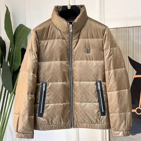 ルイヴィトン louis-vuittton ダウン ジャケット スーパーピーN級品激安