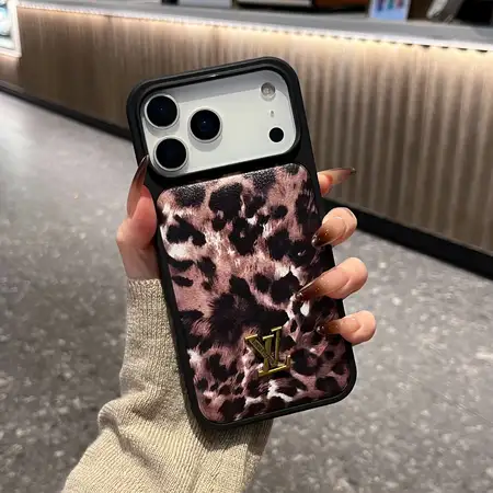 ハイブランドiphone17ケース ヒョウ柄