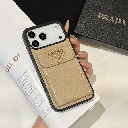 プラダ PRADA シボ革調 マグネット開閉式カードポケット付き iPhone ケース 7 色展開